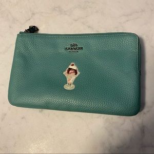 Coach Ice Cream Wrislet